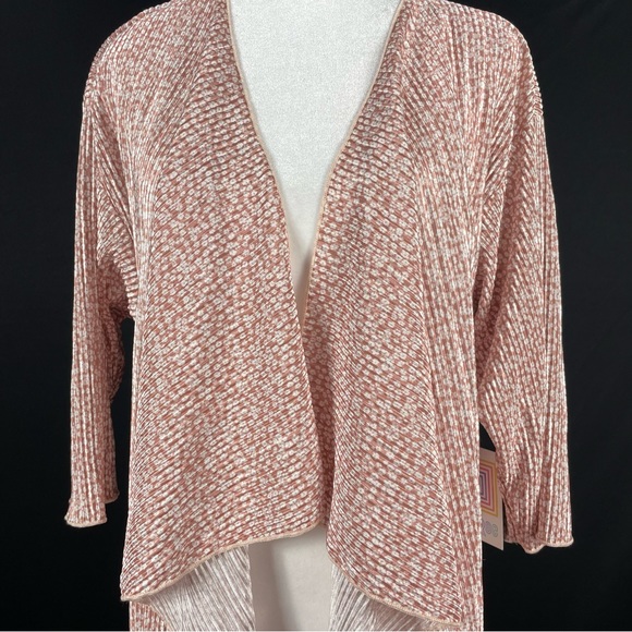 NWT LuLaRoe Kimono Mauve / Pink with White Flowers Size Small - Picture 2 of 10